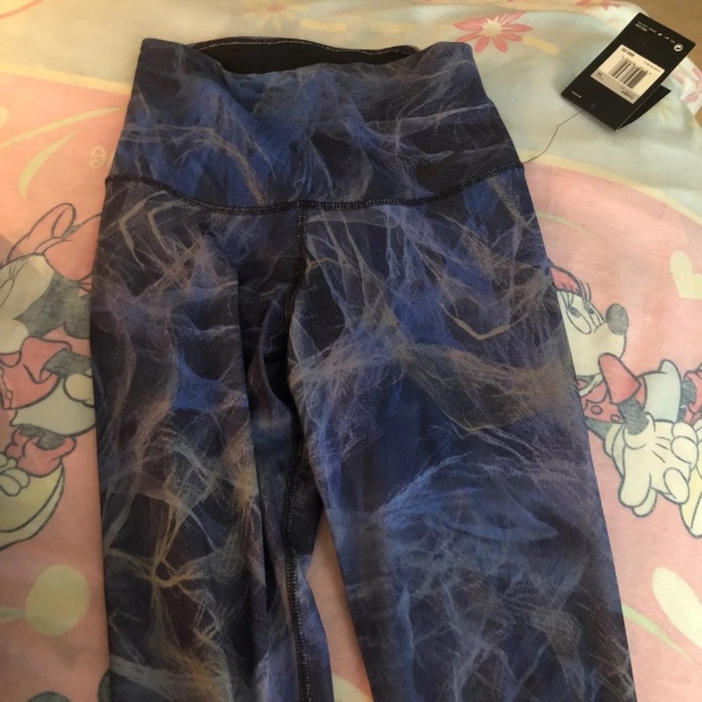 nike leggings